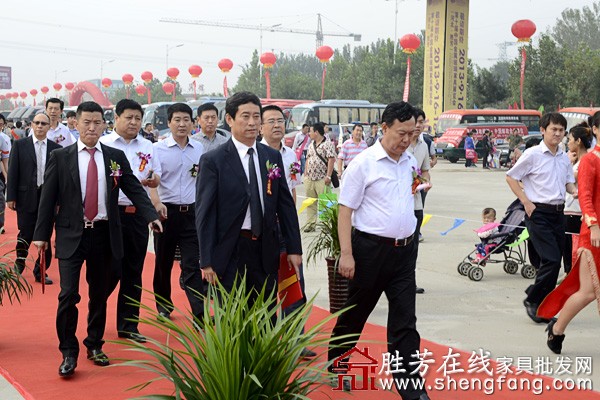 2013年河北勝芳秋季家具展覽會現(xiàn)場圖片