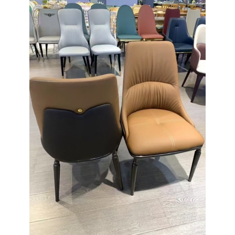 勝芳餐椅批發(fā) 餐椅 時(shí)尚餐椅 家用家具 時(shí)尚家具 現(xiàn)代餐椅 軟包餐椅 輕奢家具 北歐餐椅 軟包椅 順?lè)技揖? style=