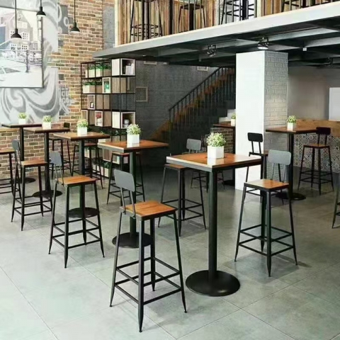 勝芳家具 家具批發(fā) 復(fù)古式餐桌椅 酒吧椅 鐵皮椅 鐵皮吧凳 吧臺 吧凳 餐椅 鋼木家具 酒店家具 鐵桶凳 工業(yè)風(fēng)家具 主題家具 酒吧家具 安鑫家具